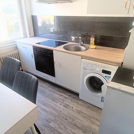 Fmi110 Next To Airport Apartment Ruesselsheim Exterior photo